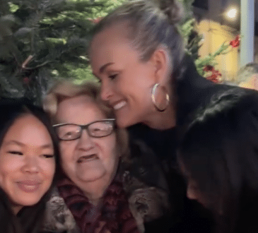 Otoczona Jadeitem, Radością i „Babcią Skałą” Laeticia Hallyday wysyła bardzo ważną wiadomość