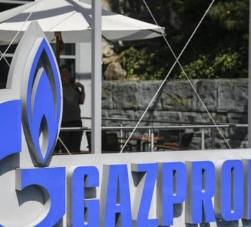 Gazprom wstrzymuje przepływ gazu do Europy przez Ukrainę i nadwyręża rynek energii