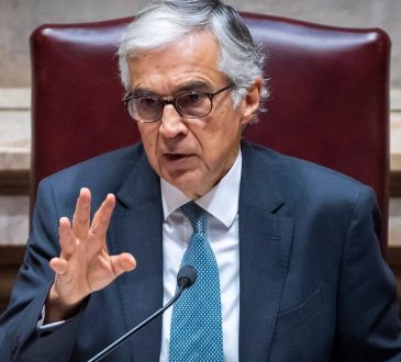 Aguiar-Branco mówi, że Pedro Nuno „pogorszył demokrację w ciągu sześciu dni” niż Ventura za sześć lat
