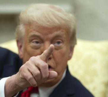 Trump prosi o zwolnienie szefa Rezerwy Federalnej