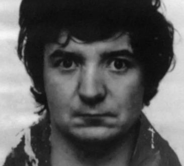„Jest ktoś, kto zabił Diane Sindall” (a nie Peter Sullivan). Mężczyzna wydany po 37 latach za przestępstwo, że testy DNA dowodzą, że nie popełniły