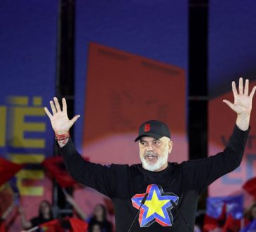 Wybory w Albanii: Edi Rama vs Sali Berisha - Ulubiony i retoryczny Trump