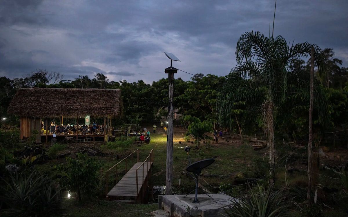 Amazon Tribe przetwarza New York Times za zniesławienie swoich członków